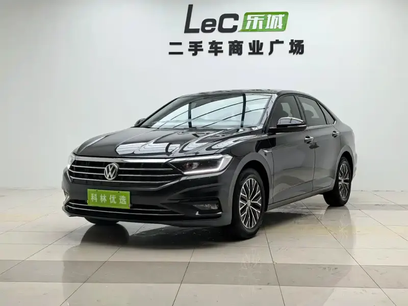 Volkswagen Sagitar, 2020