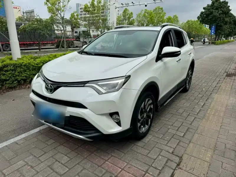 Toyota RAV4, 2016
