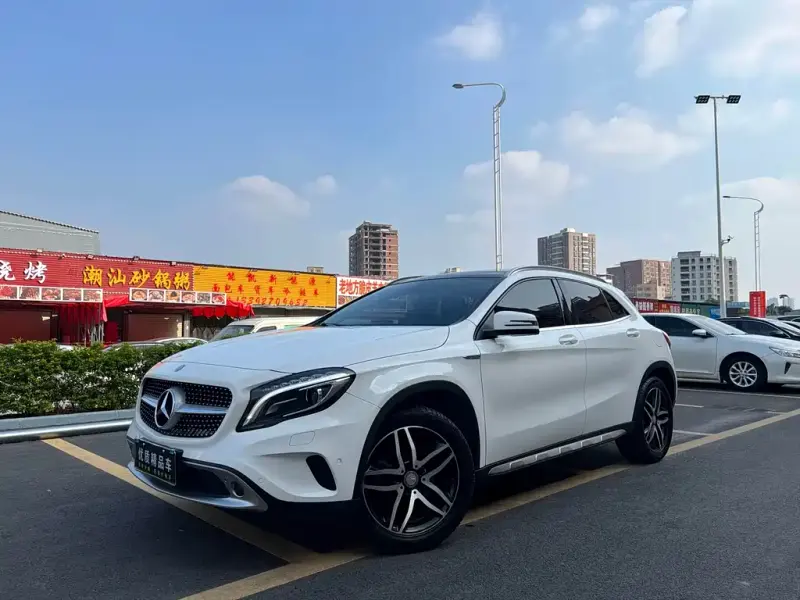 Mercedes-Benz GLA, 2017