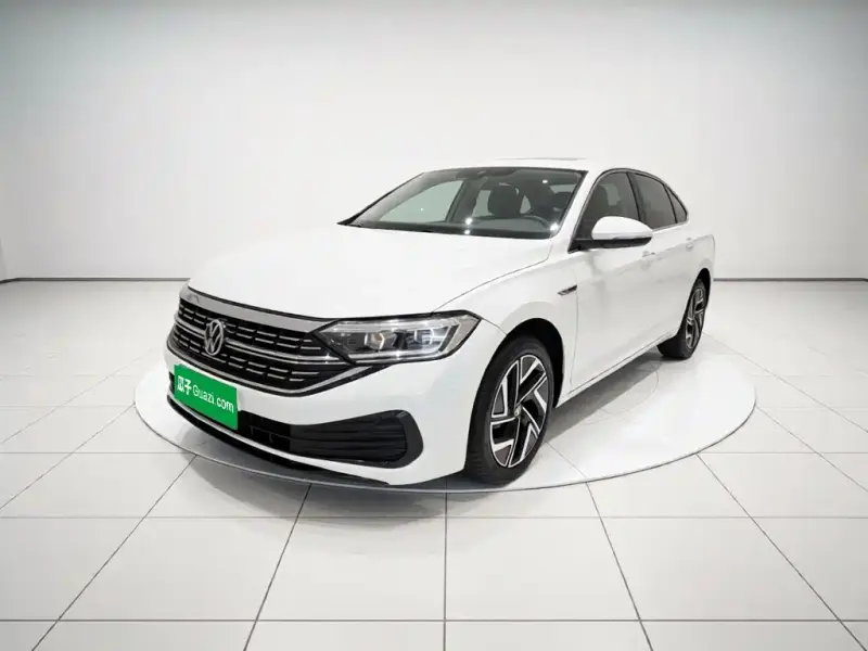 Volkswagen Sagitar, 2023