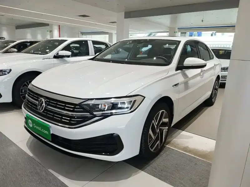 Volkswagen Sagitar, 2023