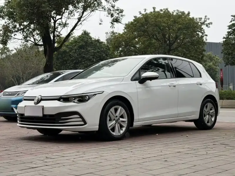 Volkswagen Golf, 2021