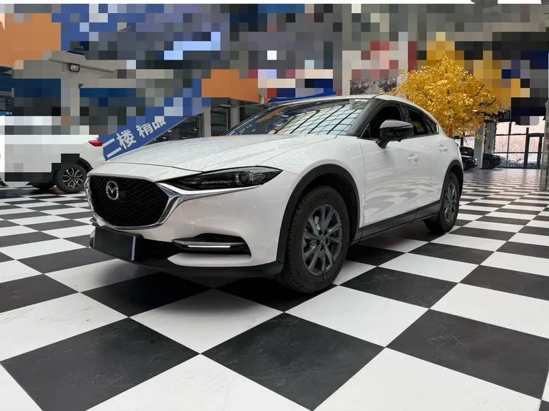 Mazda CX-4, 2021