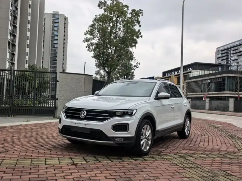 Volkswagen T-Roc, 2023