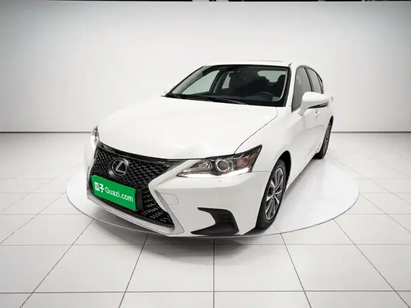 Lexus CT, 2019