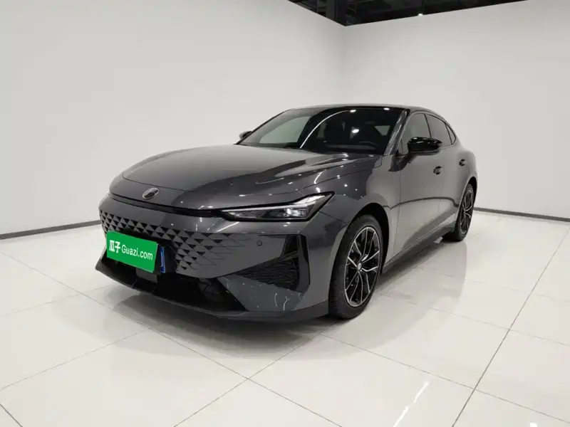 Changan UNI-V, 2025
