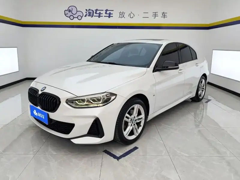 BMW 1 Series, 2021
