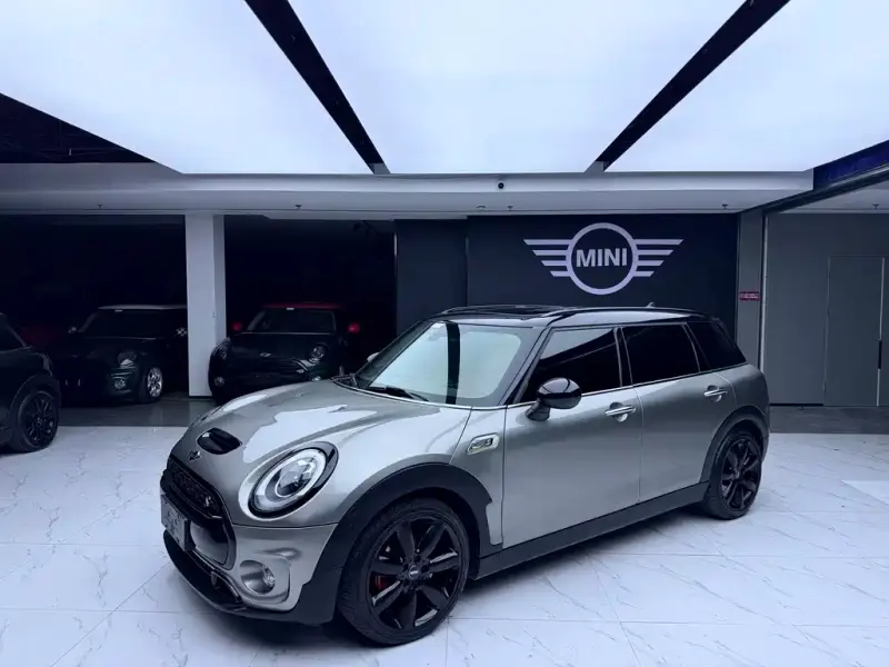 MINI Clubman, 2016