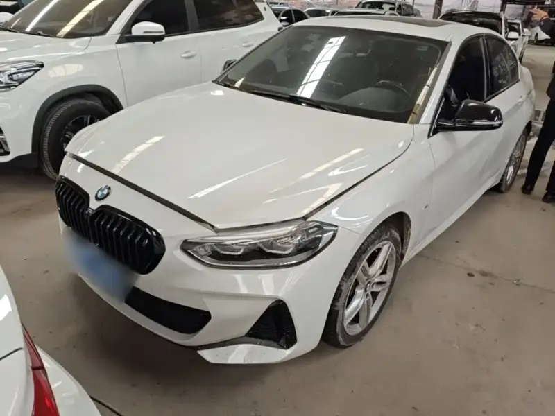 BMW 1 Series, 2022