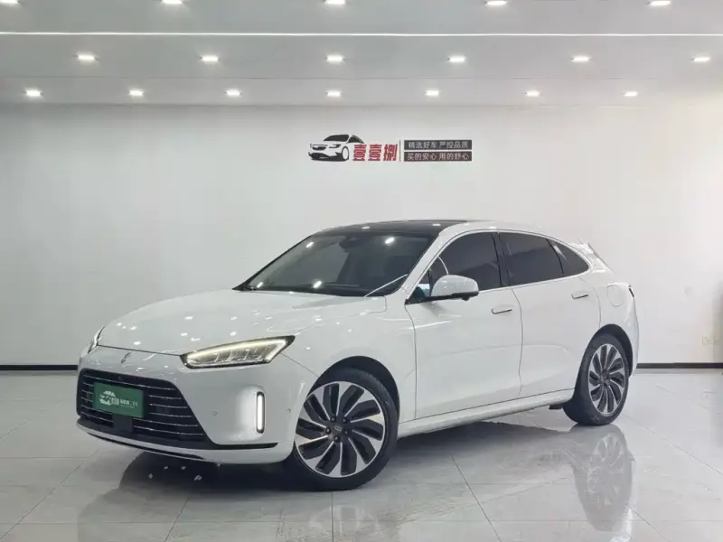 AITO M5, 2022