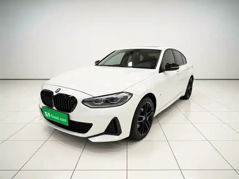 BMW 1 Series, 2021