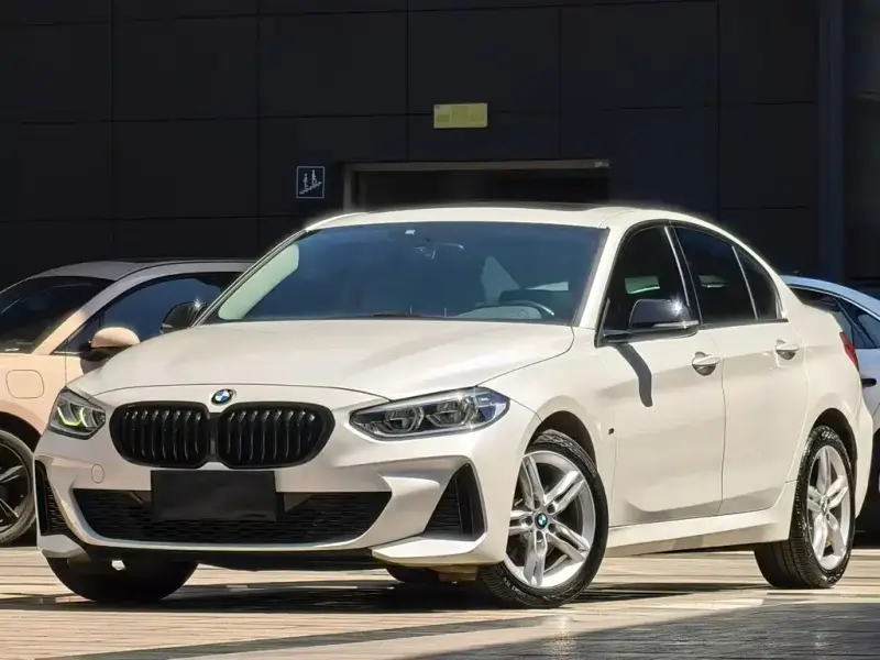 BMW 1 Series, 2021