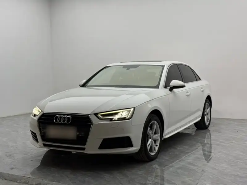 Audi A4L, 2017