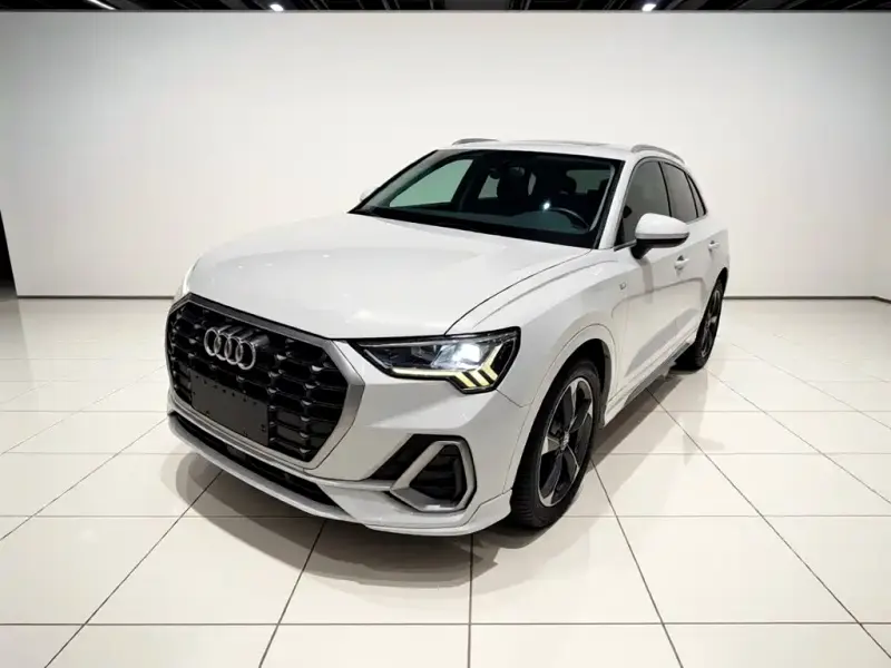 Audi Q3, 2020