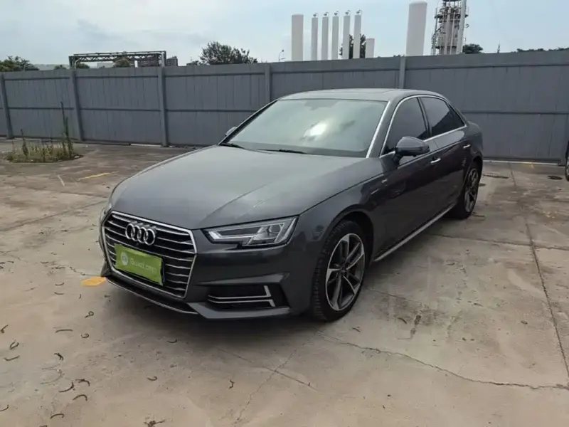 Audi A4L, 2020