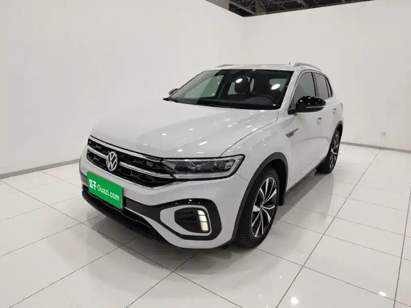 Volkswagen T-Roc, 2024