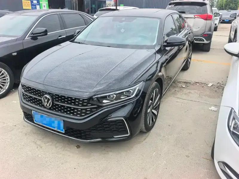 Volkswagen Passat, 2022