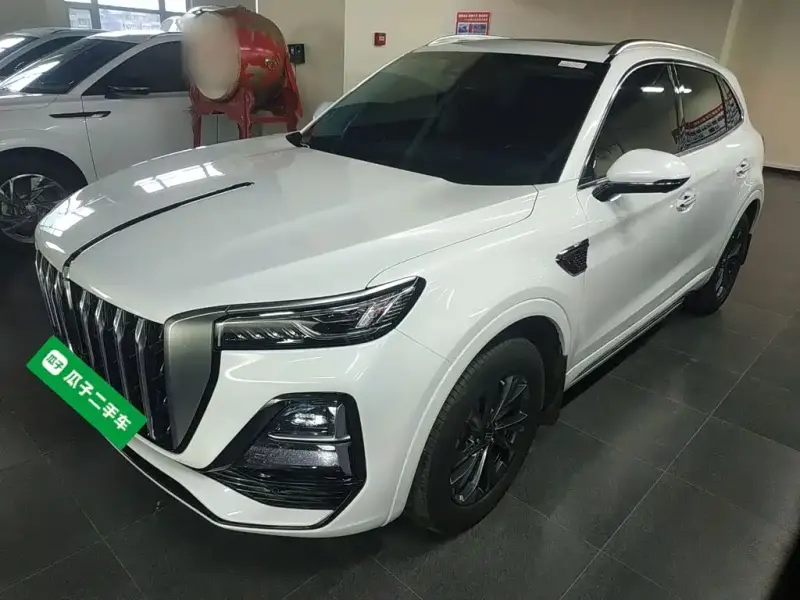 Hongqi HS5, 2023