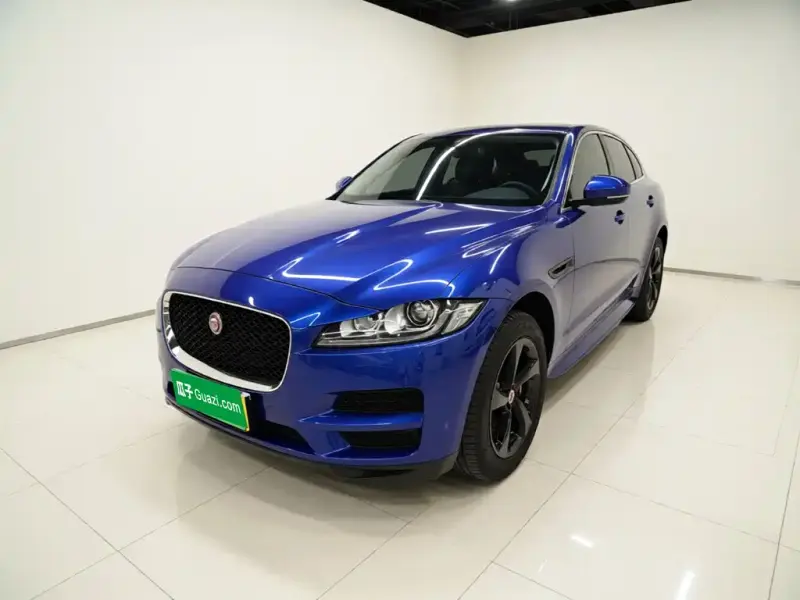 Jaguar F-PACE, 2020