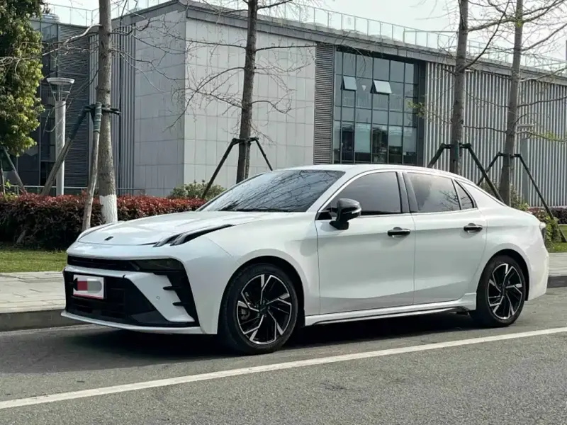 Lynk & Co 03, 2025