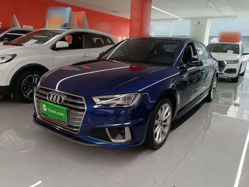 Audi A4L, 2020