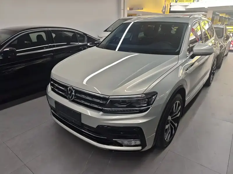 Volkswagen Tiguan L, 2021