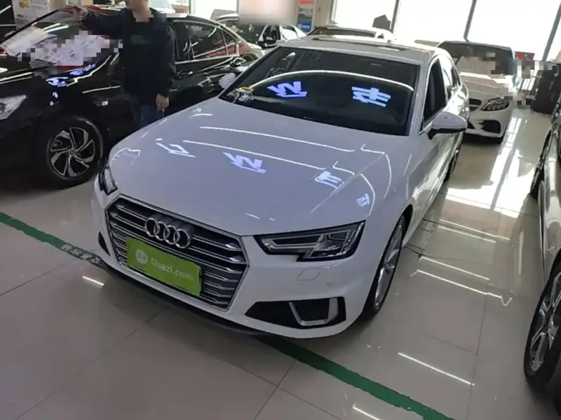 Audi A4L, 2019