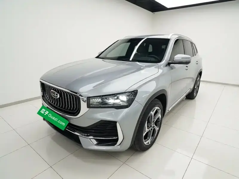 Geely Xingyue L, 2025