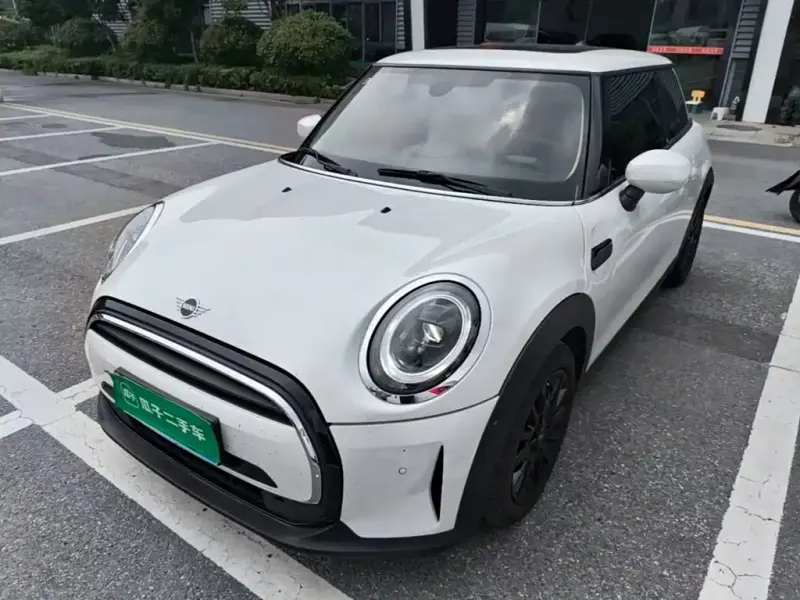 MINI Mini, 2024