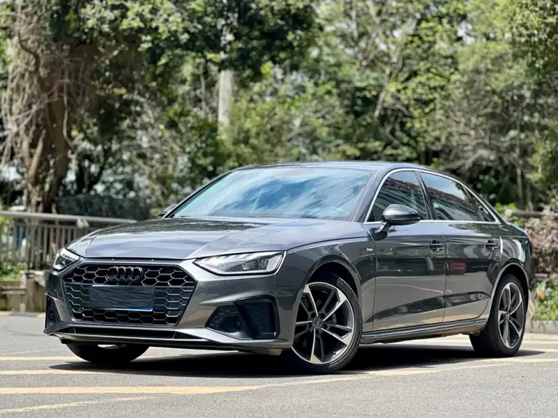 Audi A4L, 2021