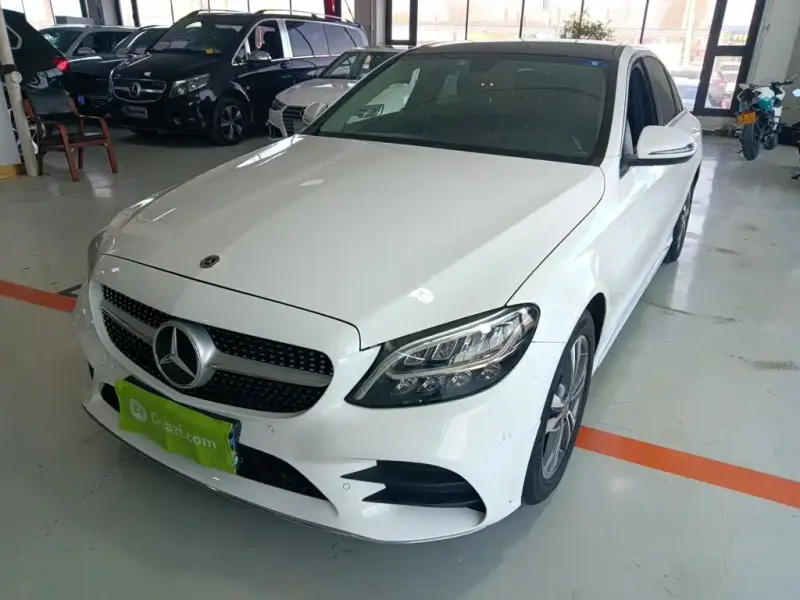 Mercedes-Benz C-Class, 2020