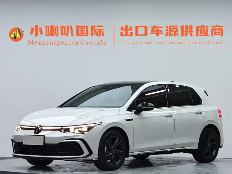 Volkswagen Golf, 2022