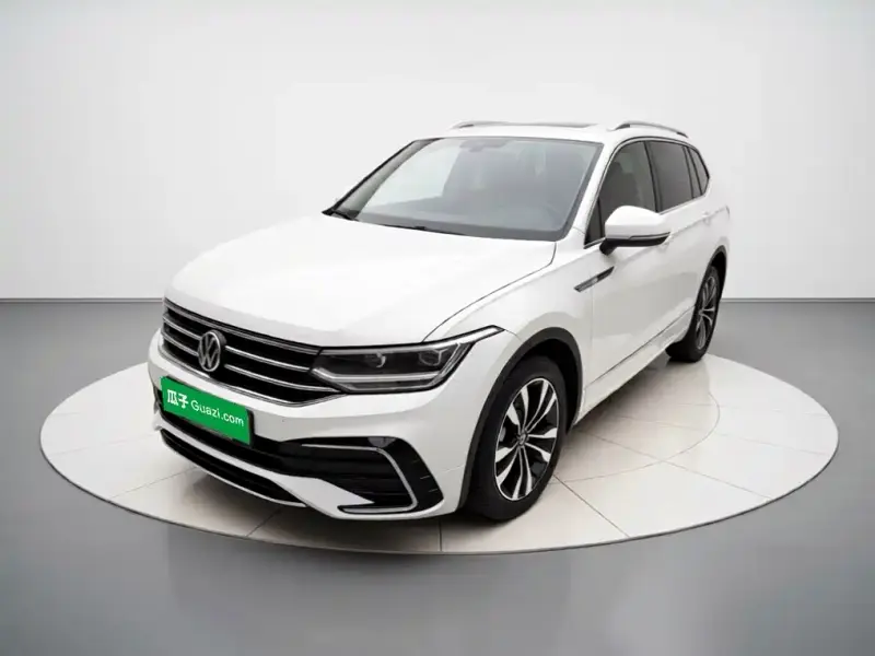 Volkswagen Tiguan L, 2022