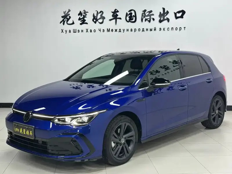 Volkswagen Golf, 2022