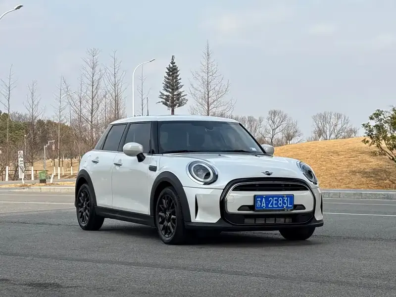 MINI Mini, 2024