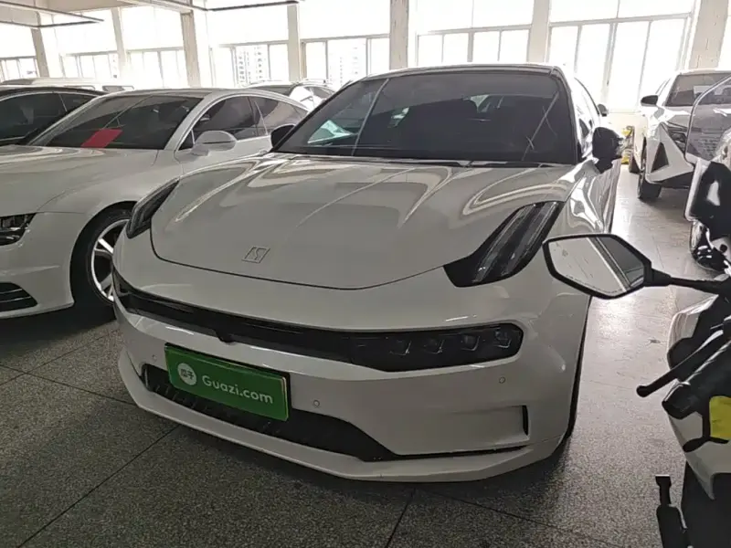 Zeekr 001, 2022