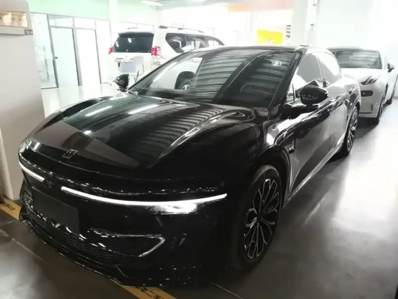 Zeekr 007, 2024