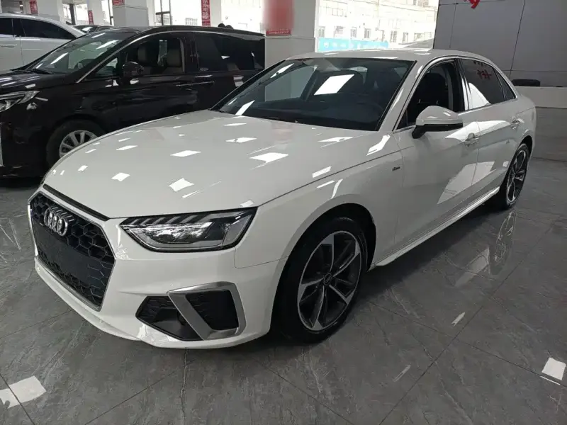 Audi A4L, 2023