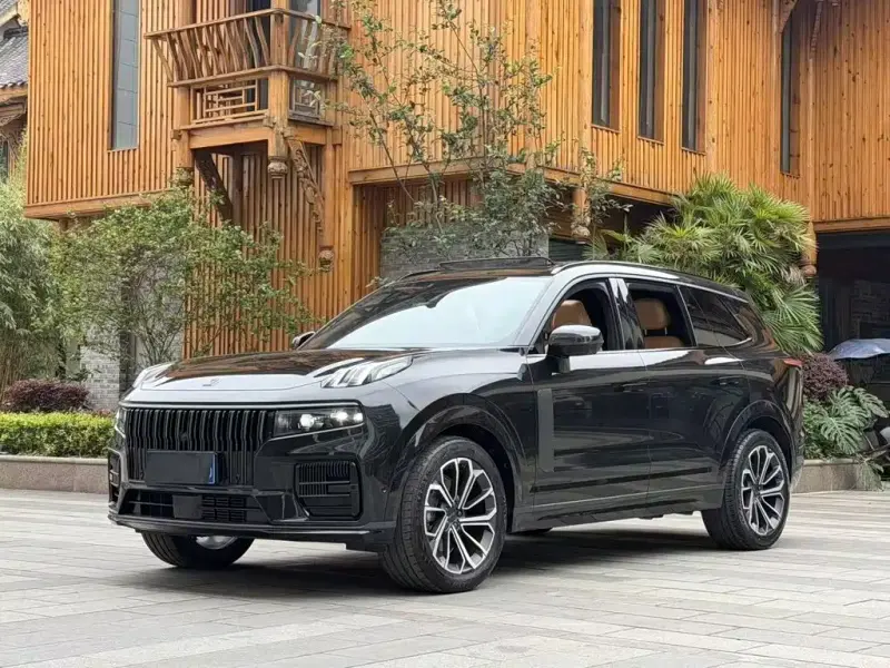 Lynk & Co 09, 2023
