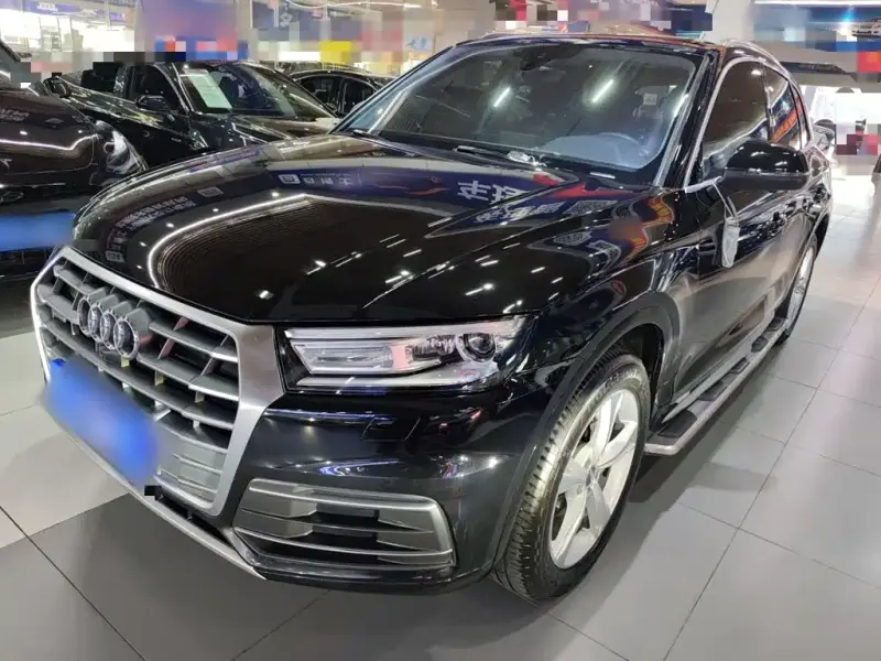 Audi Q5L, 2021