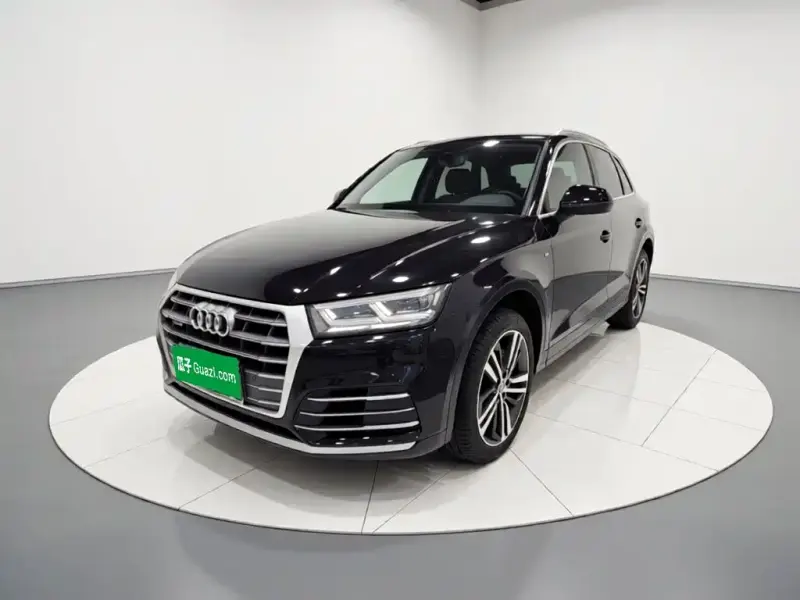 Audi Q5L, 2020