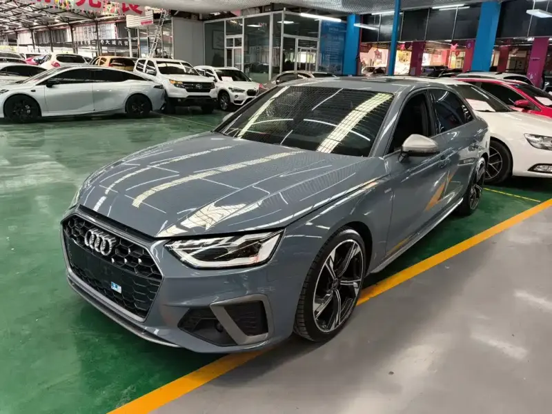 Audi A4L, 2022