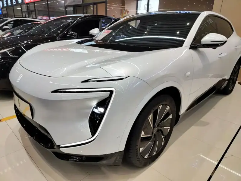 Avatr 07, 2025