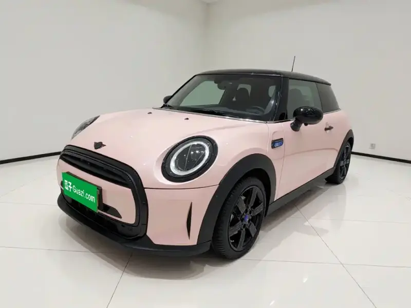 MINI Mini, 2024