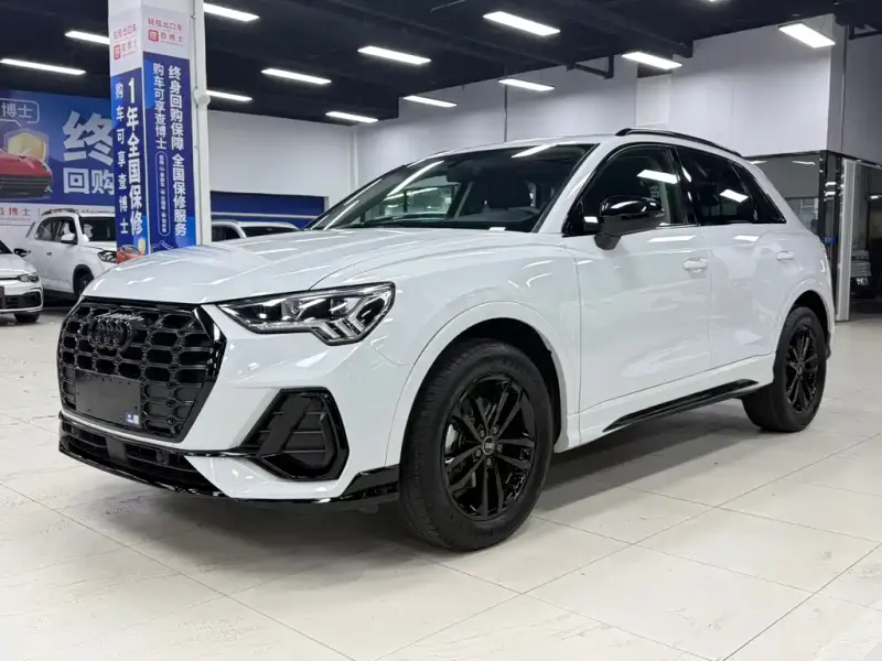 Audi Q3, 2022