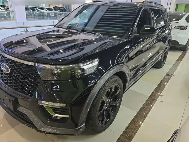 Ford Explorer, 2022
