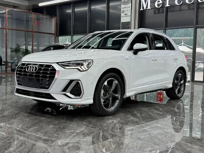 Audi Q3, 2022