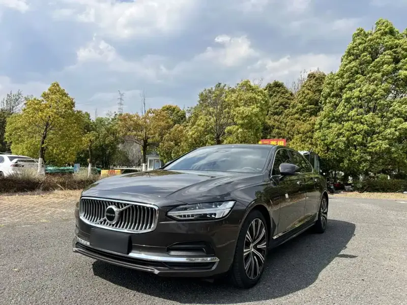 Volvo S90, 2022