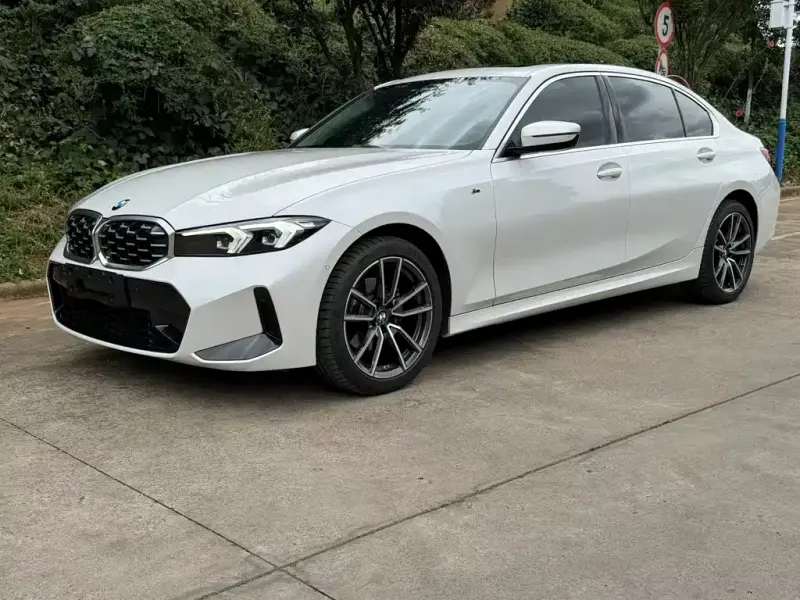 BMW 3 Series, 2024