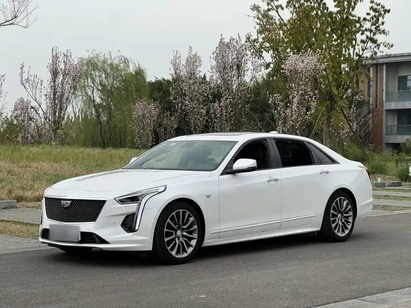 Cadillac CT6, 2022